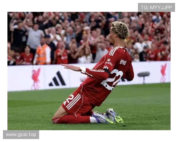 英超四月最佳球员候选出炉麦卡利斯特领衔巴恩斯墨菲入选竞争激烈